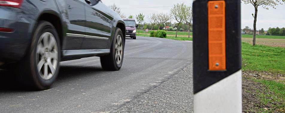 Seit Kurzem fahren hier wieder Autos: Die Straße zwischen Ehringhausen und Mönninghausen wurde erneuert. Foto: Kossack