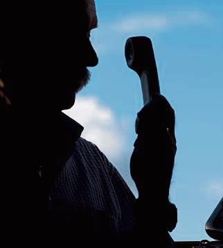 Die Polizei warnt aktuell wieder vor Schockanrufen im Kreis Soest. Foto: dpa