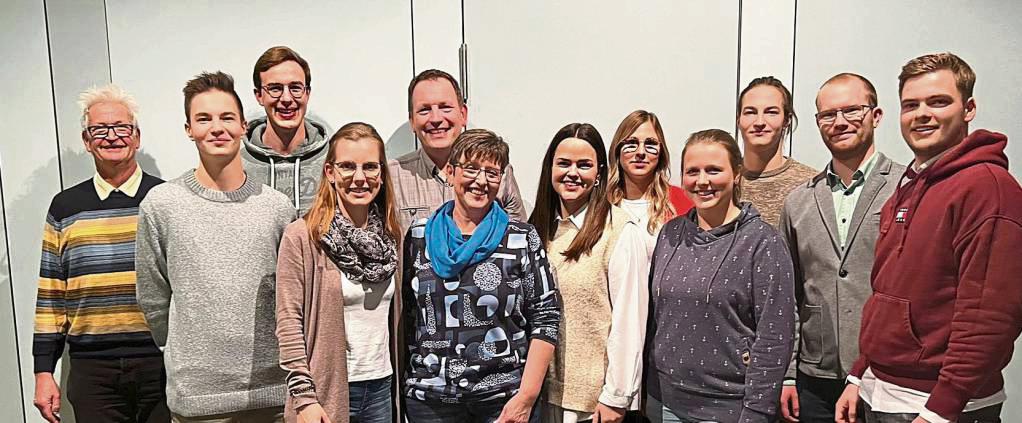 Bei der Jahreshauptversammlung des Musikvereins Anröchte formierte sich der Vorstand neu. Zudem ehrte der Verein langjährige Mitglieder.