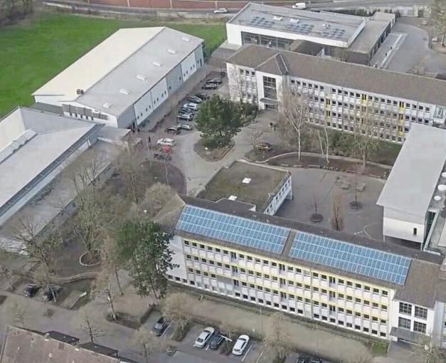 Die Realschulen am Dusternweg sollen in 2025 und 2026 für etwa drei Millionen Euro weiter saniert werden.