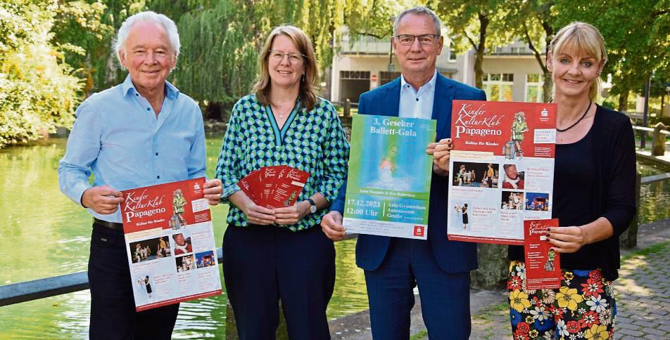 Stellten das neue Papageno-Programm vor (v.l.): Peter Plonka, Anja Schwarzer, Meinolf Schniedermeier und Melanie d´Alquen. Foto: Kossack