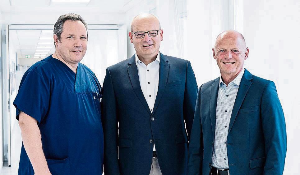 Bleibt dieselbe: die Krankenhausbetriebsleitung des EVK (v.r.) mit dem Medizinischen Direktor Dr. Ingo Meister, Geschäftsführer Franz Fliß und Pflegedirektor Friedel Grawe.