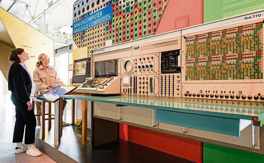 Die Geschichte der Computer wird im Paderborner Heinz-Nixdorf-MuseumsForum erlebbar. Auch für dieses Jahr sind wieder einige interessante Veranstaltungen geplant.