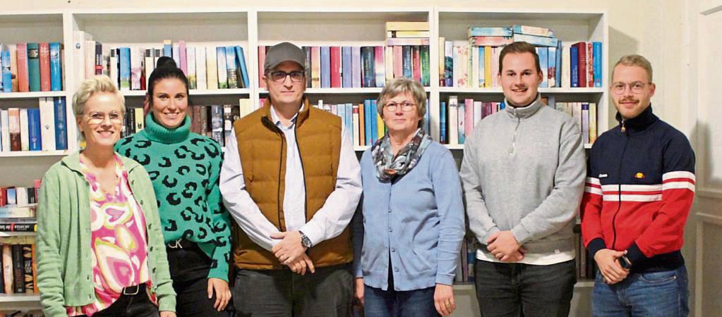 Der Vorstand des Ortsvereins „Gemeinsam für Stirpe“ vereint bei der Jahreshauptversammlung die Stirper Vereine, um gemeinsam für den Ort zu arbeiten: (v.l.) Heike Sohlich, Sabrina Mertin, Stefan Knoop, Beate Schäfer, Luca Stracke und Jonas Ruckebier. Foto: S. Dietz