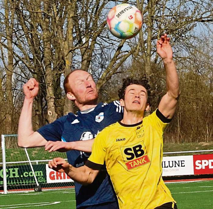 Den Durchblick wollen diesmal die Akteure der SG Verlar/Mantinghausen (Blau) behalten und damit die letzte schwache Vorstellung vergessen machen. Foto: Wiegand