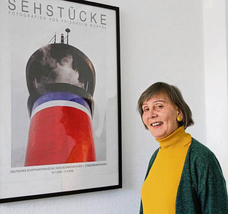 Sehstücke: Kirsten Buddeberg gibt bei der VHS einen Kunstkurs für Blinde. Foto: Rückert