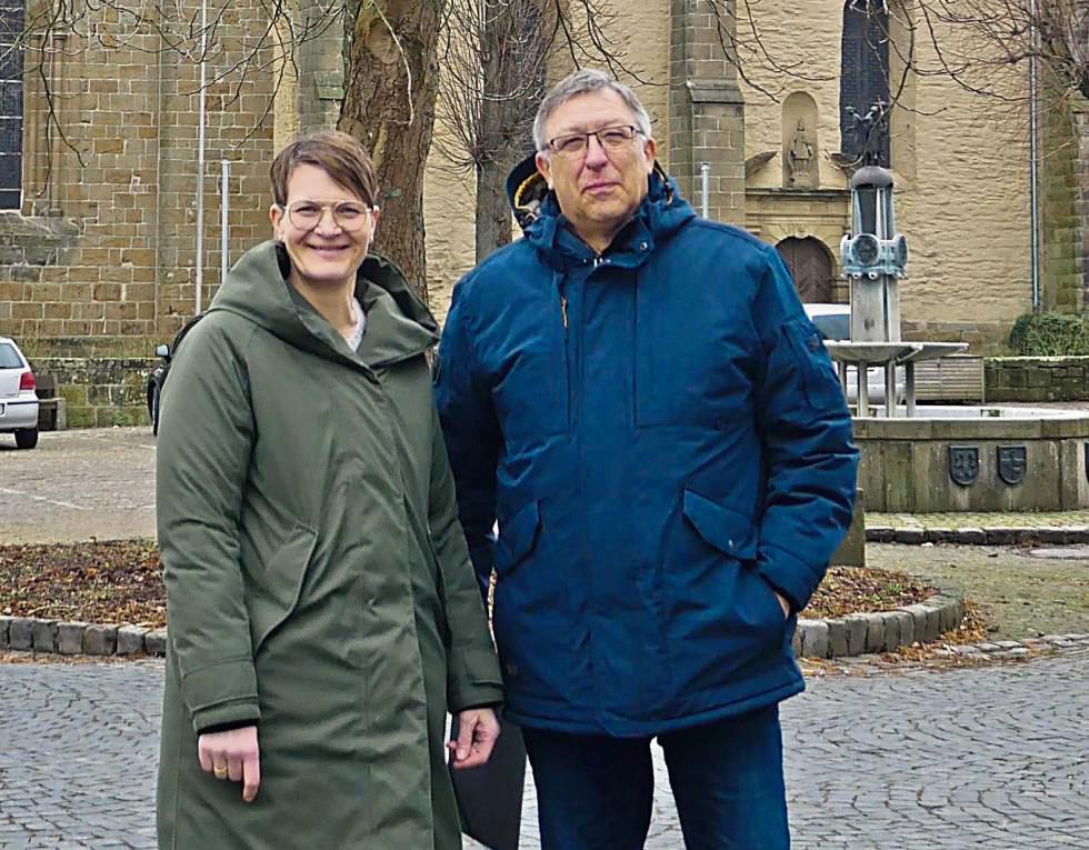 Die Köpfe der Bürgerstiftung Rüthen: Vorsitzender Hans-Josef Wessel und seine Stellvertreterin Mareike Ising. Foto: Bsdurek