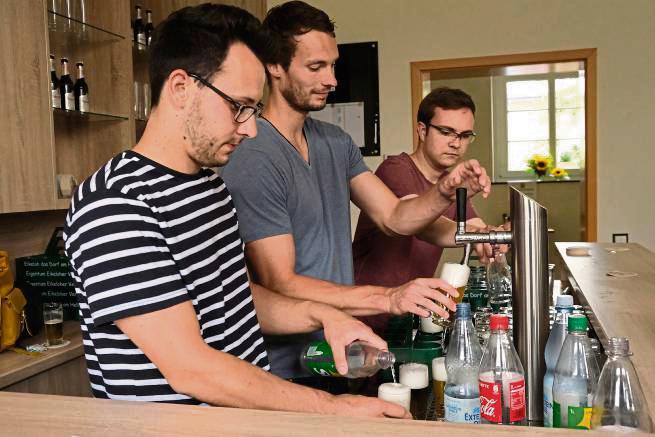 Ein lebendiger Treffpunkt im Herzen Eikelohs: Die Wechselwirtschaft ist jeden Montag und Freitag geöffnet.