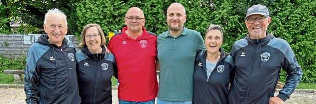 Bronzemedaillengewinner für den TuS Anröchte (v.l.): Karl-Heinz und Annette Heither, Joachim Kassens, Mahmoud Alatrash, Susanne und Günter Kaupmann.