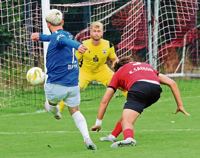 Keine Experimente: Luca Beermann steht auch im Pokalspiel gegen Bad Lippspringe im Tor des SV Lippstadt. Foto: Lütkehaus