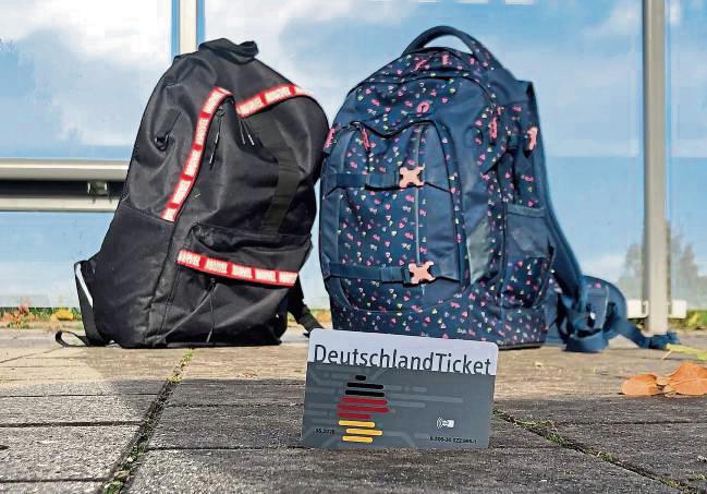 Die Fraktionen im Anröchter Rat machen sich für ein (vergünstigtes) Deutschlandticket für alle Schüler stark.