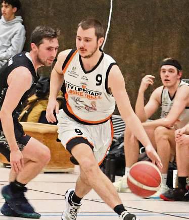 Daniel Urbanek (in Weiß) und der LTV Lippstadt haben Personalprobleme. Foto: Feichtinger