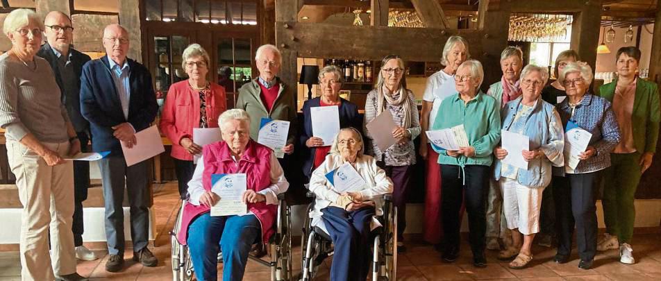 Zur diesjährigen Jahreshauptversammlung traf sich der Kneipp-Verein erstmals im Restaurant Hülshoff, dabei wurden auch zahlreiche Mitglieder geehrt.