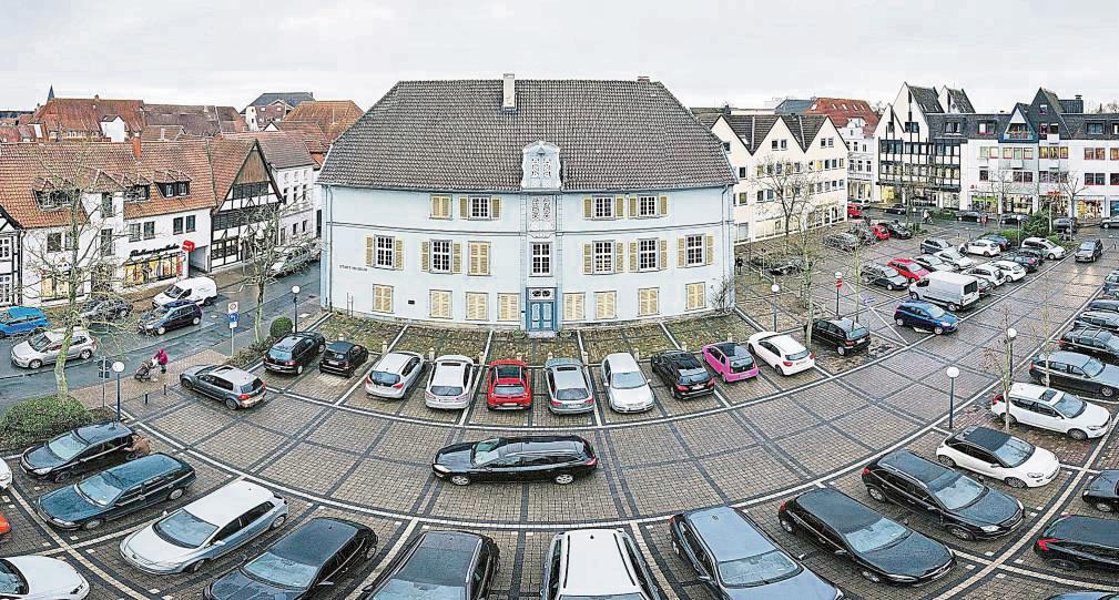 Rechts vom Stadtmuseum ist der Erweiterungs-Neubau geplant. Foto: Eickhoff