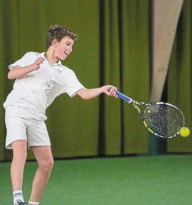 Auch Lokalmatador Tudor Ursachi vom TC RW Salzkotten mischt bei der 19. Auflage der Tennis-Junior-Open mit.