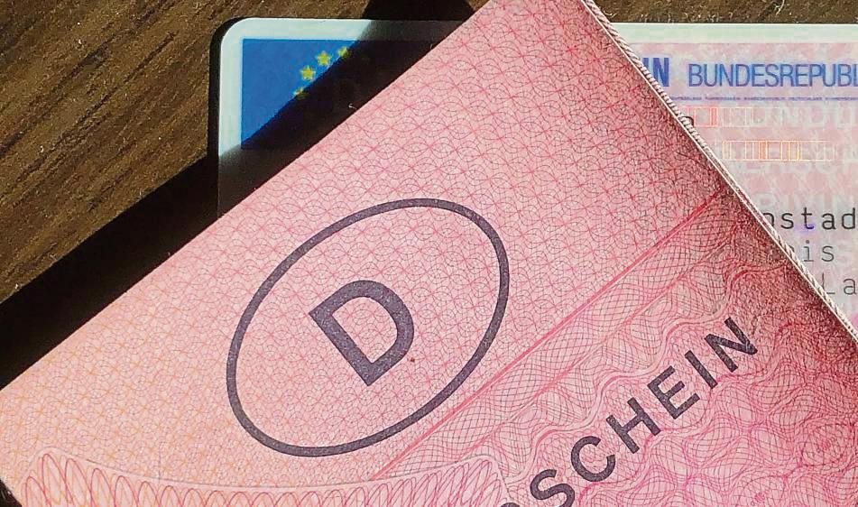 Schnell umtauschen: Viele Papierführerscheine sind seit einigen Monaten nicht mehr gültig. Und für alte Kartenführerscheine gelten klare Umtauschfristen. Foto: Björn Winkelmann