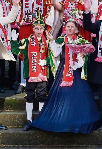 Am kommenden Wochenende entscheidet sich, wer die Nachfolge des Rüthener Kinderprinzenpaares Hannes Helle und Nele Sendler antreten wird. Foto: Sarah Bsdurek