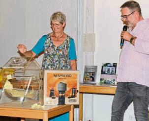 Für die Erwachsenen gab es eine Tombola mit vielen verschiedenen interessanten Preisen.