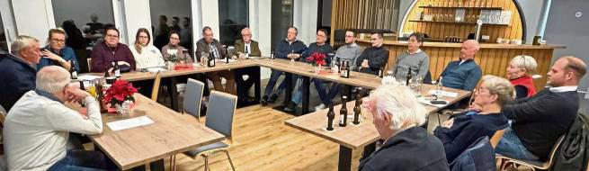 Über den Fahradweg in Richtung Eickelborn, eine mögliche Schließung des Pfarrheims und einen Schlösser-Run wurde jetzt beim Bürgergespräch der Ortsunion geredet.