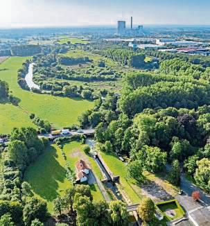 Hamm-Uentrop ist von der alten Lippe-Schleuse (im Vordergrund) nur einen Katzensprung entfernt. Foto: Eickhoff