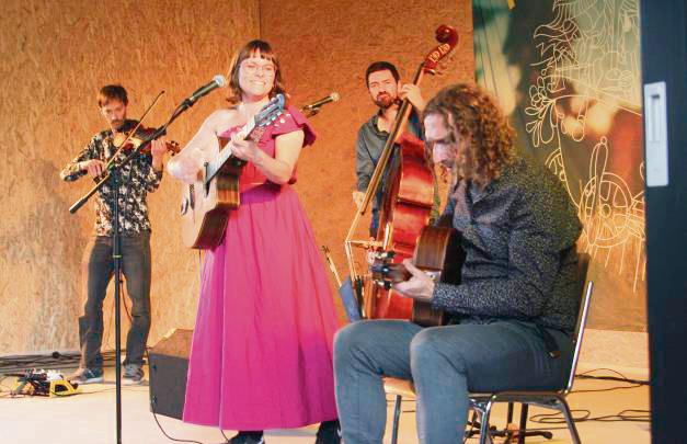 Die Marion & Sobo Band begeisterte mit Charme, Spielfreude und einer großen musikalischen Bandbreite. Foto: Wissing