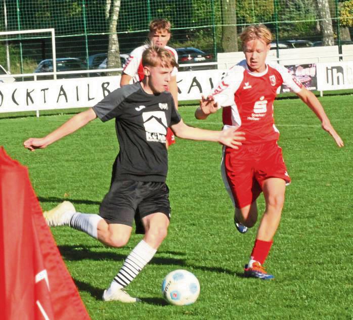 Wie aus einem Guss spielte die JSG Rüthen/Oestereiden beim 6:0-Sieg in Bad Waldliesborn. Foto: Dannhausen