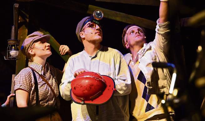 Lösen garantiert jeden Fall: Die drei Fragezeichen – in diesem Fall die Kids-Version – sind am 20. November im Theatersaal der Stadthalle Büren zu Gast.