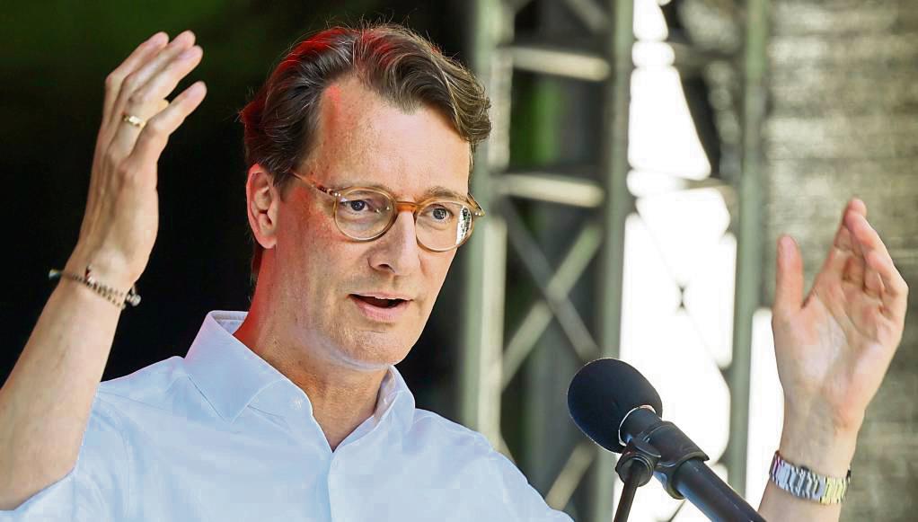 NRW-Ministerpräsident Hendrik Wüst kommt am kommenden Montag, 12. Mai, nach Erwitte und wird unter anderem einen Ehrenamtsempfang geben. Foto: dpa