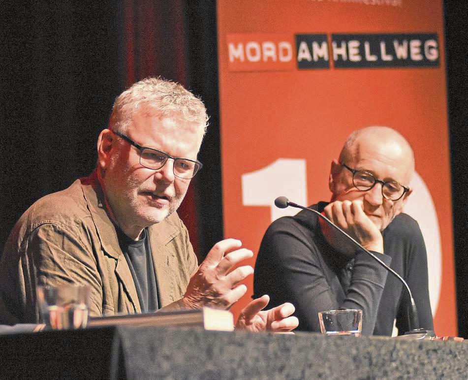 Im Rahmen des Festivals „Mord am Hellweg“ hat der Kulturring schon international bekannte Autoren nach Erwitte geholt – zum Beispiel vor zwei Jahren Arne Dahl (l.). Archivfoto: Giannakis