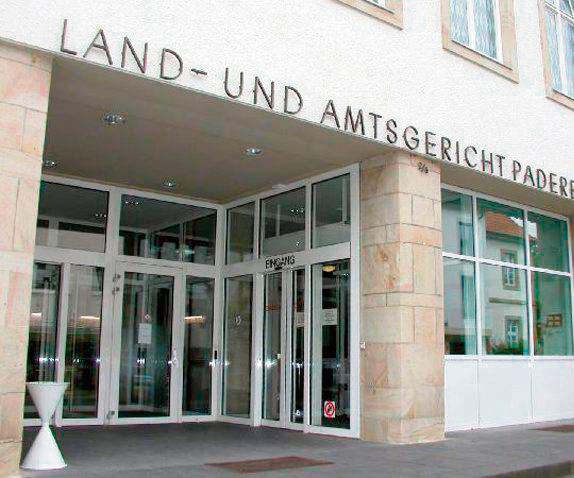 Das Landgericht Paderborn verhängte dreieinhalb Jahre Haft und ordnete eine Therapie für den 38-jährigen Betrüger an.