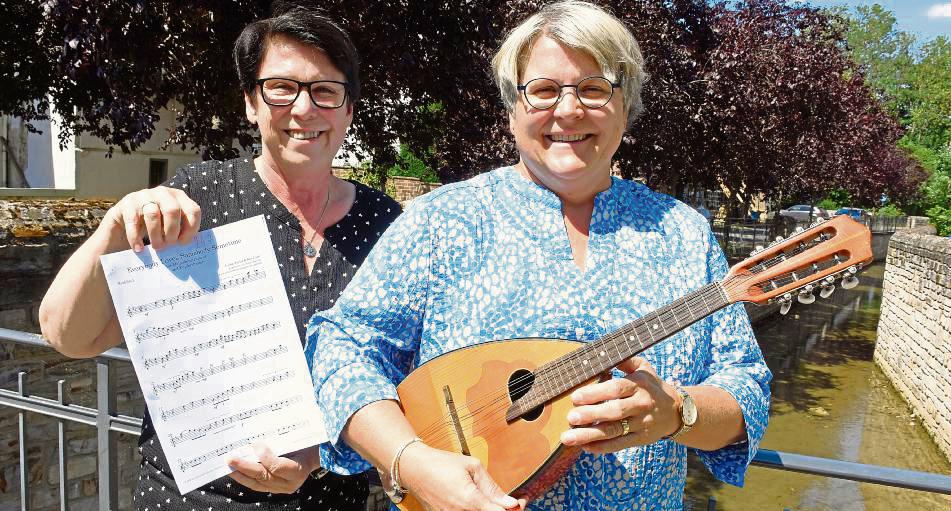 Die beiden Funktionärinnen des Orchesters: Die Vorsitzende Daniela Pape (links) und Martina Heppe (zweite Vorsitzende). Foto: Giannakis