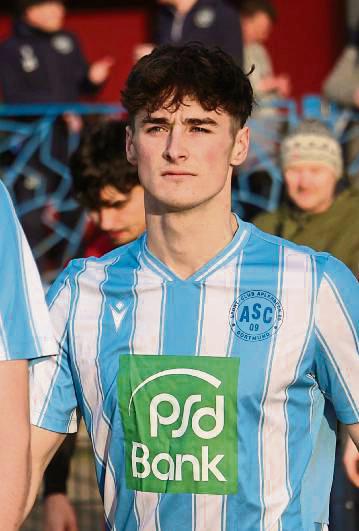 Hätte sein erstes Saisontor lieber nicht gegen den Ex-Club erzielt: Keanu Diskau trug insgesamt sechs Jahre das Trikot des SV Lippstadt. In diesem Sommer zog es ihn zum ASC Dortmund. Dort ist er mittlerweile absolute Stammkraft. Foto: Heinke