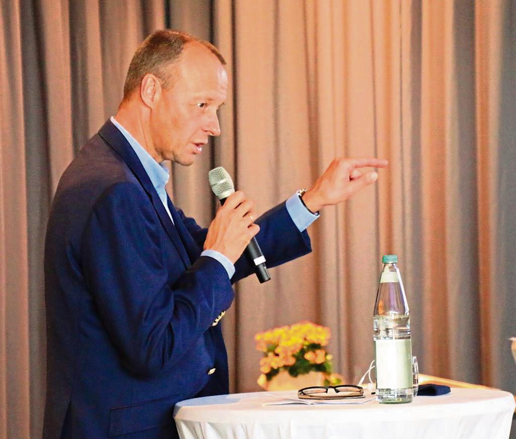 Im kommenden Jahr zieht Friedrich Merz als Kanzlerkandidat in die Bundestagswahl. Wir haben Rüthener Politiker nach seinen Erfolgschancen gefragt. Archivfoto: Schönhense