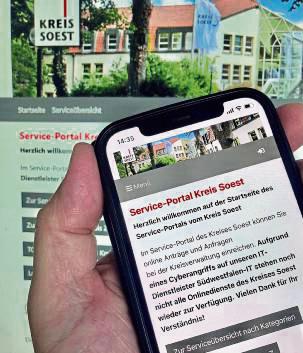 Am PC wie auch am Smartphone ist das Serviceportal des Kreises Soest wieder erreichbar. Foto: Winkelmann