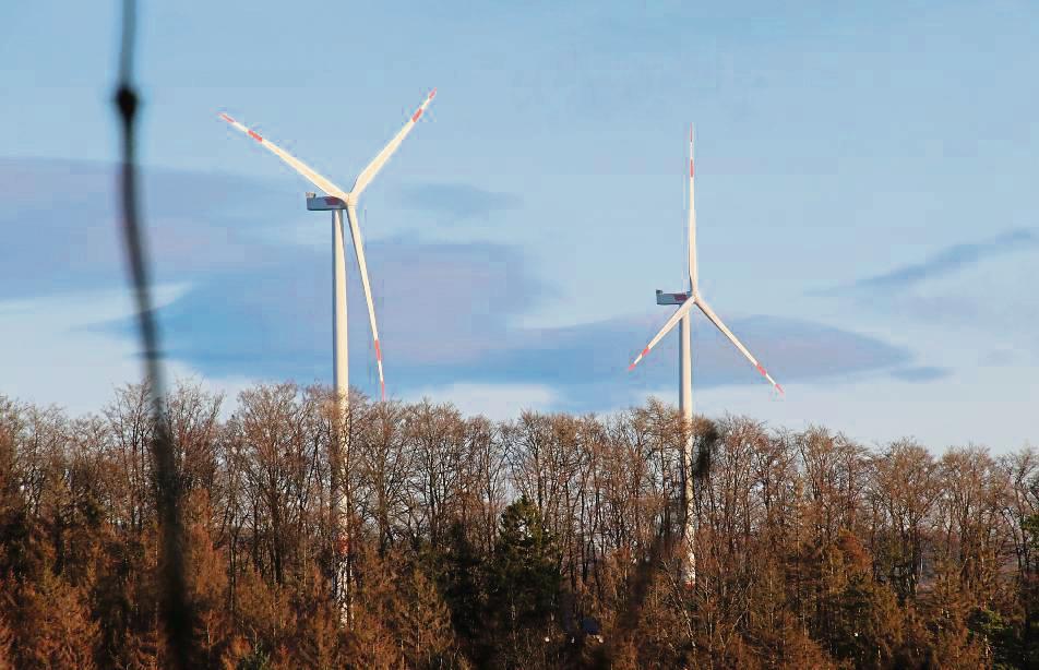 Zwei zusätzliche Windräder sollen am Hammweg bei Meiste entstehen. Ob das Bauvorhaben trotz Regionalplan umgesetzt werden kann, wird sich zeigen. Foto: Schönhense