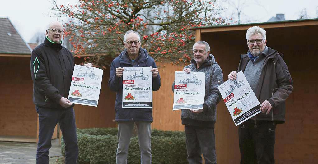 Freuen sich schon auf den Advent im Handwerkerdorf: Burkhard Reine, Rainer Steinhoff, Helmut Hentschel und Franz-Josef Krämer (v.l.) vom Förderverein Heimatpflege und traditionelles Brauchtum. Foto: Löseke