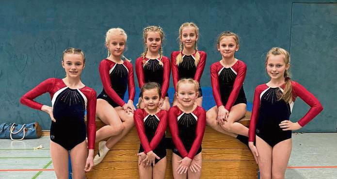 Für den SCL waren am Start (h.v.l.): Kate Becker, Mila Schneider, Milana Meier, Naemi Illiger; (v.v.l.): Edda Coralic, Dzenneta Okanovic, Merrit Berglar und Milana Heinz.