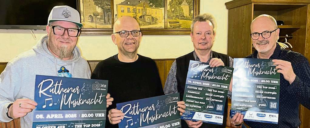Die Rüthener Musiknacht kann starten. Zu einer weiteren Planungsbesprechung hatte sich der Kulturring diesmal bei Wirt Konrad Knickenberg (2.v.r.) getroffen. Auch er ist bei dem Kneipenfestival am 5. April als Gastgeber wieder mit dabei. Foto: Kloer