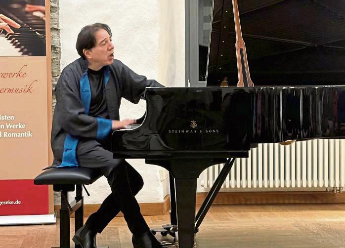 Der Pianist Fazil Say spielte im Rittergut. Foto: Meschede
