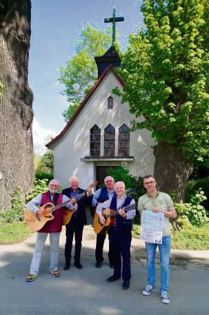 Die Joseph-Saiten musizieren in der Kapelle St. Antonius. Foto: Boeven - Czerwinska