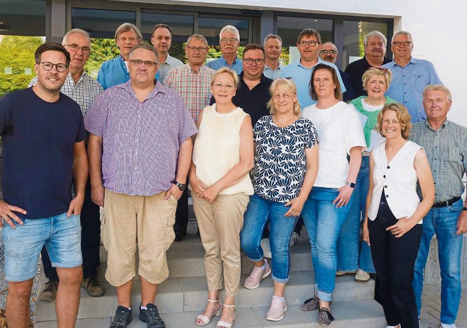 Zum Gespräch mit der Redaktion hatte die CDU-Fraktion auch die Rüthener Ortsvorsteher sowie Wahl-Kandidaten, die noch nicht dem Stadtrat angehören, eingeladen. Foto: Bsdurek