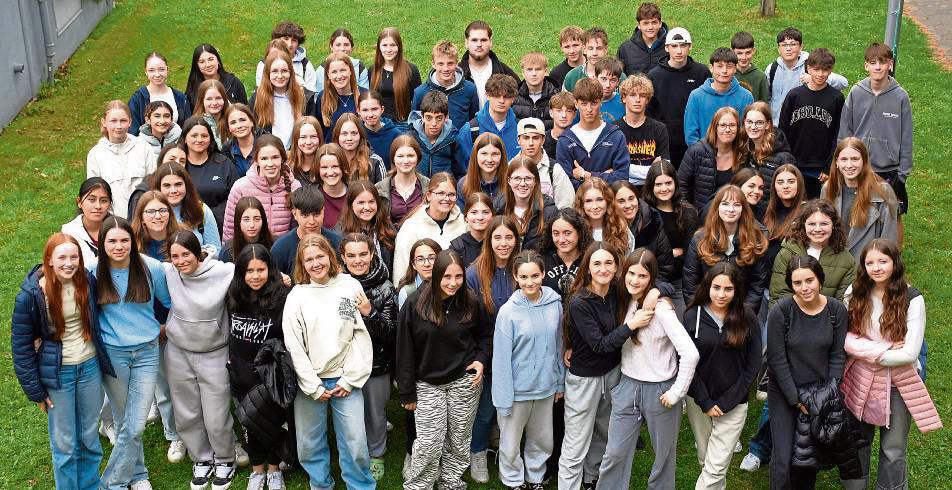Nachhaltigkeit verbindet: Mit ihren 37 Gastschüler arbeiteten die Gymnasiasten in Projektgruppen an zukunftsrelevanten Umwelt- und Gesellschaftsthemen. Fotos: Giannakis