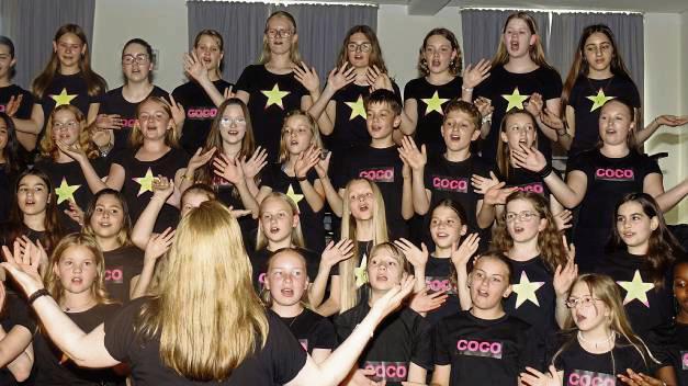 Gesang, Tanz und Schauspiel – all das vereinten die Schülerinnen und Schüler der fünften und sechsten Jahrgangsstufen des Friedrich-Spee-Gymnasiums in ihrem Musical „Coco Superstar“. Fotos: Kloer