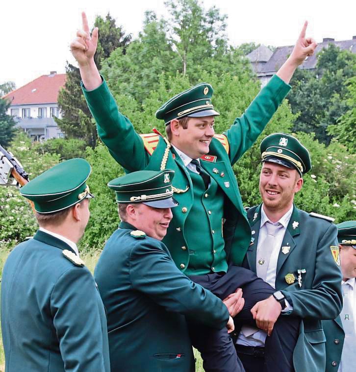 Das Vogelschießen in Klieve wandert vom Montagmorgen auf den Samstag. Archivfoto: Dagmar Meschede
