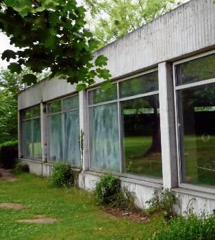 Grünes Licht für die Sanierung des Lehrschwimmbeckens in Dedinghausen muss jetzt noch der Rat geben. Die Sitzung ist am 30. Juni. Archivfoto: Mund