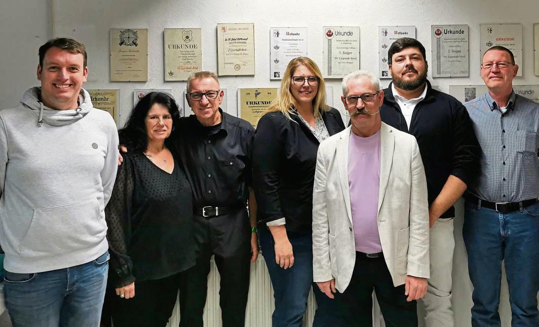 Die Nördlichen um Oberst Jessica Lanhenke (Mitte) fiebern bereits jetzt dem großen Bundesschützenfest 2028 entgegen. Foto: Goddek