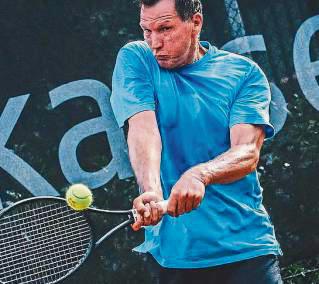 Verstärkt die Herren 55 des TC BW Anröchte in der Westfalenliga: Neil Smith.