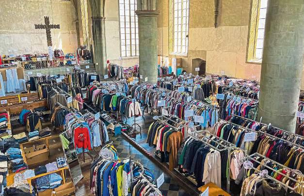 Der Secondhand-Markt findet wieder in der Brüderkirche (hinter dem ev. Gemeindehaus) statt. Archivfoto: N. Wissing