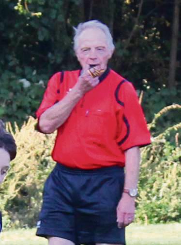 Abpfiff! Nach 59 Jahren beendet Bruno Hubrich seine Schiedsrichterlaufbahn im Fußballkreis Lippstadt.