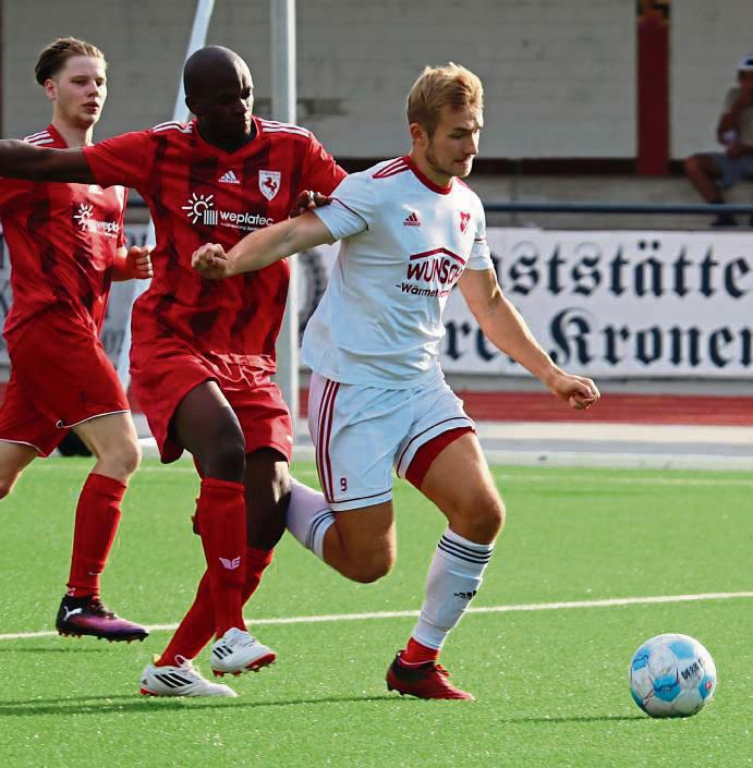 RW Horn (in Weiß) setzte sich in Erwitte mit 3:1 durch und steht damit am Sonntag im Spiel um Platz 3. Foto: Feichtinger